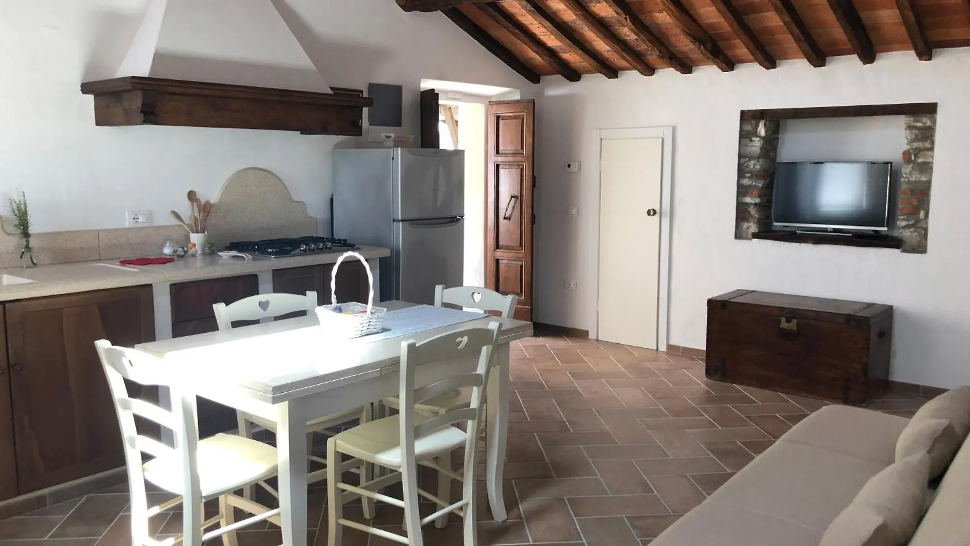Le Dame Del Borgo Apartment Sassetta