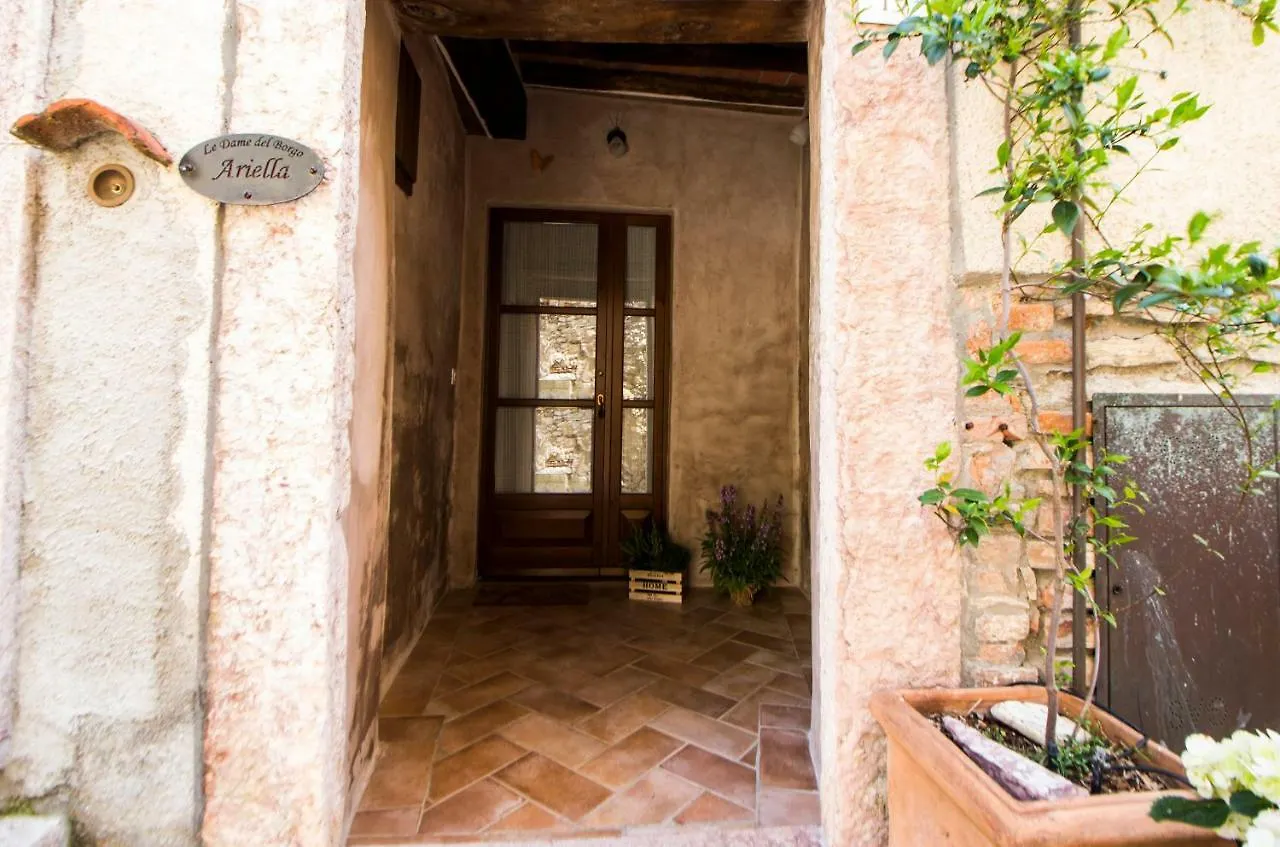 Le Dame Del Borgo Apartment Sassetta 0*,
