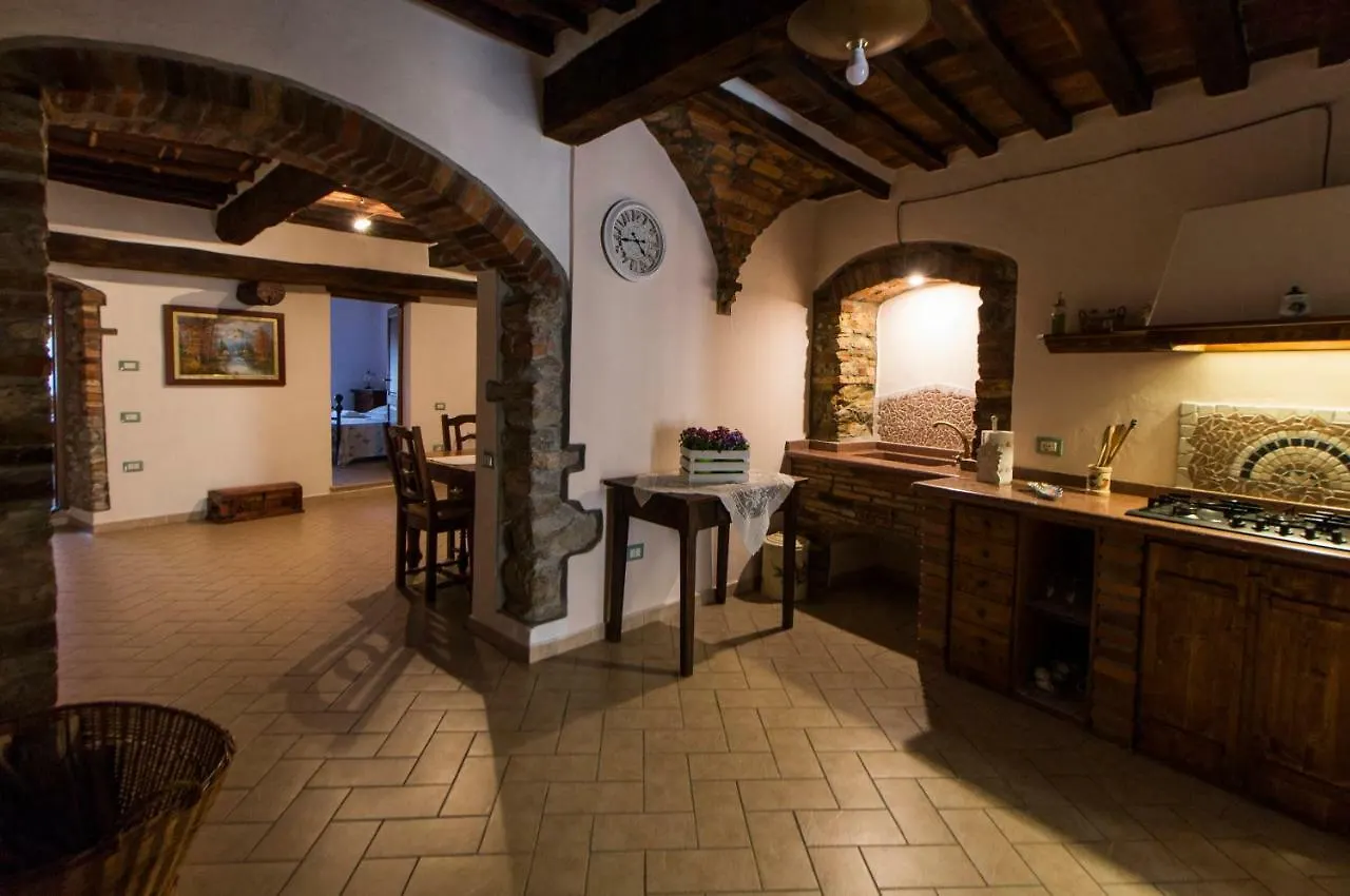 Ferienwohnung Le Dame Del Borgo Sassetta Italien