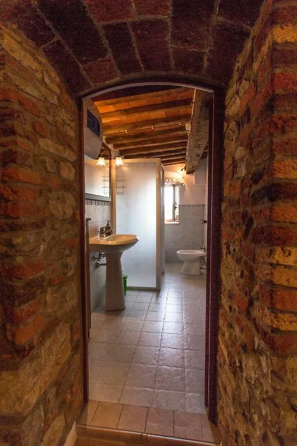 Apartment Ferienwohnung Le Dame Del Borgo Sassetta